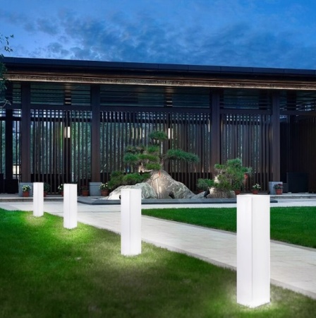 Светильник Колонна 45х110  питание от АКБ, RGB Светильник Колонна 45х110  питание от АКБ, RGB